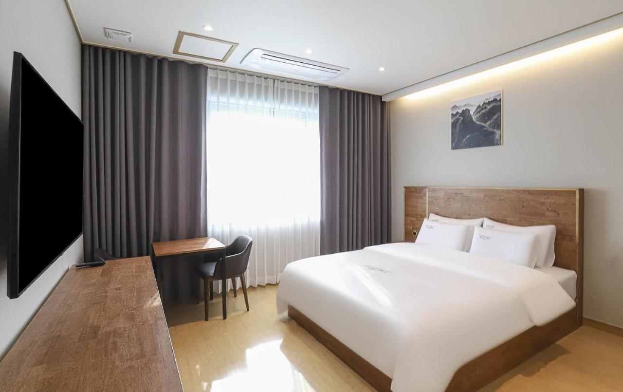 Hotel Grand Bay Boryeong Bagian luar foto