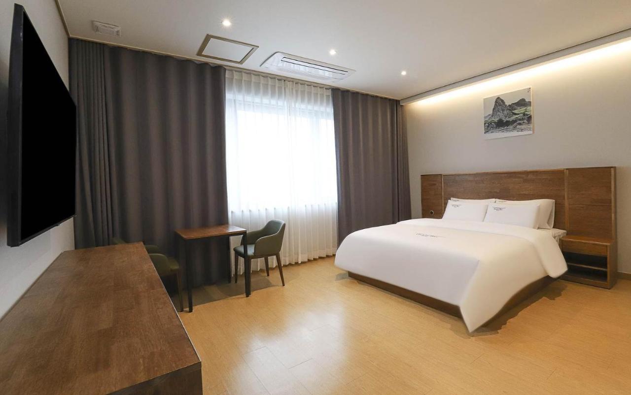 Hotel Grand Bay Boryeong Bagian luar foto