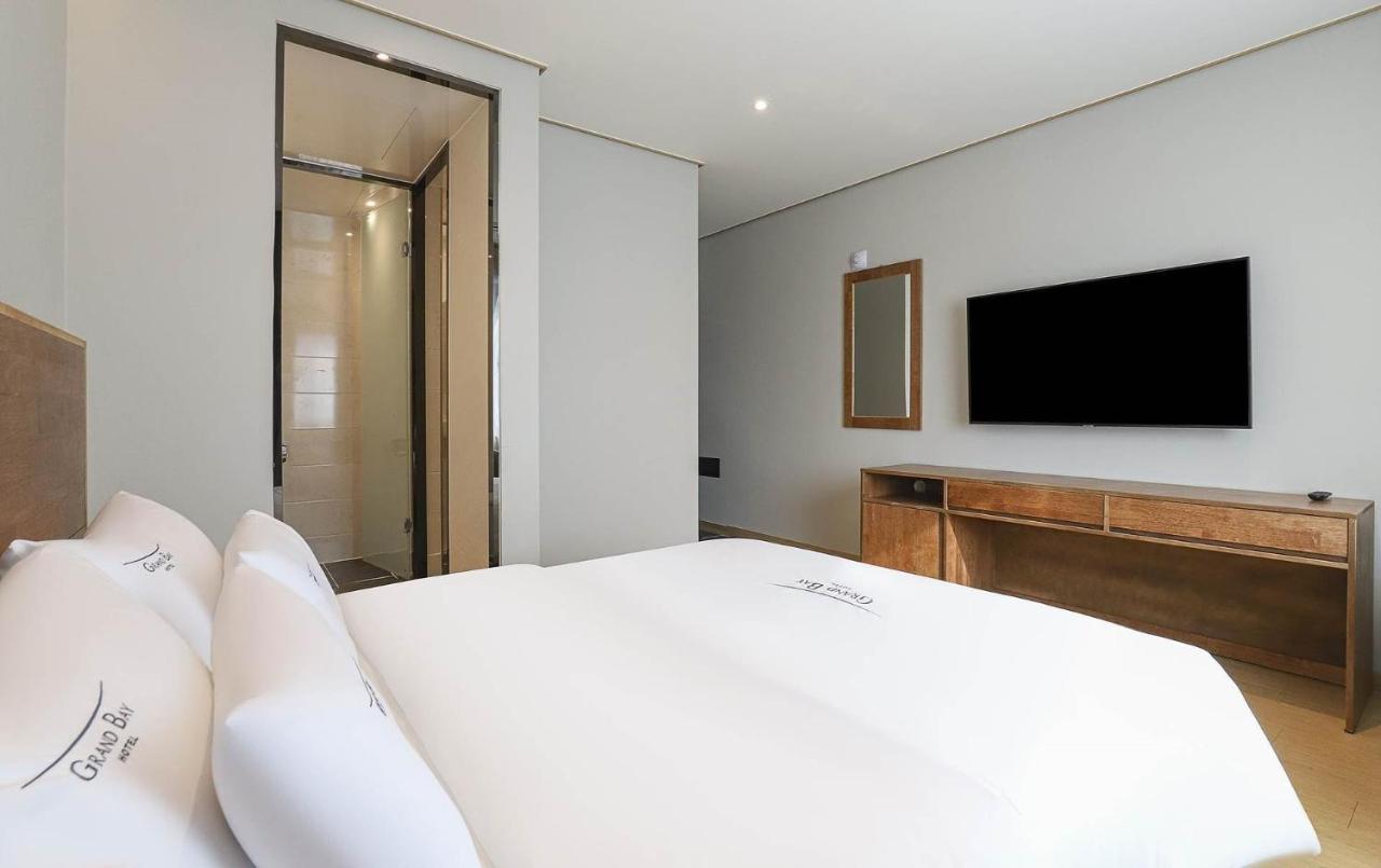 Hotel Grand Bay Boryeong Bagian luar foto
