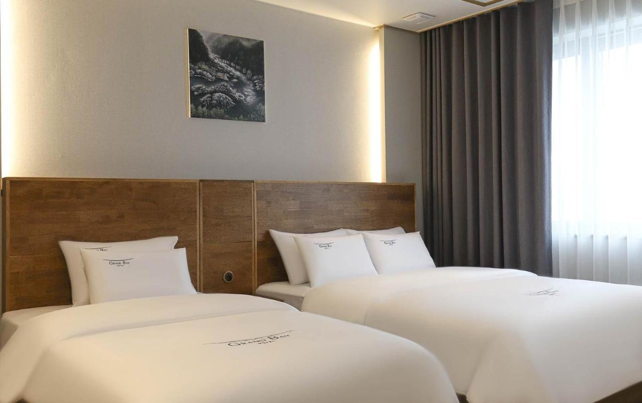 Hotel Grand Bay Boryeong Bagian luar foto