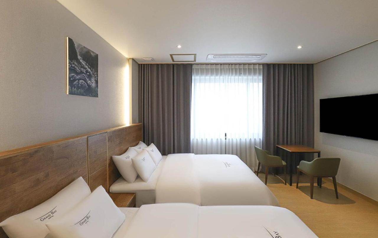Hotel Grand Bay Boryeong Bagian luar foto