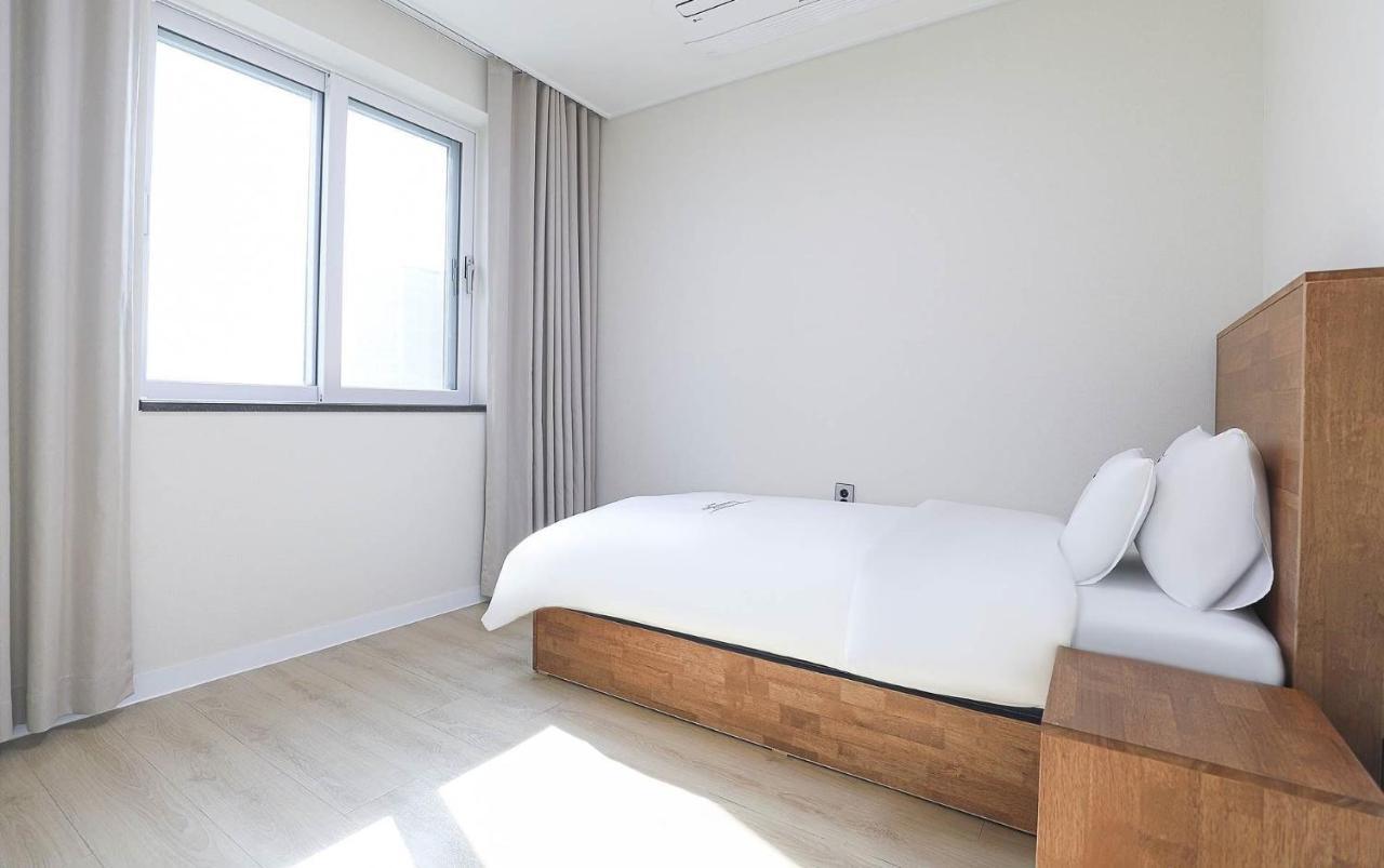 Hotel Grand Bay Boryeong Bagian luar foto