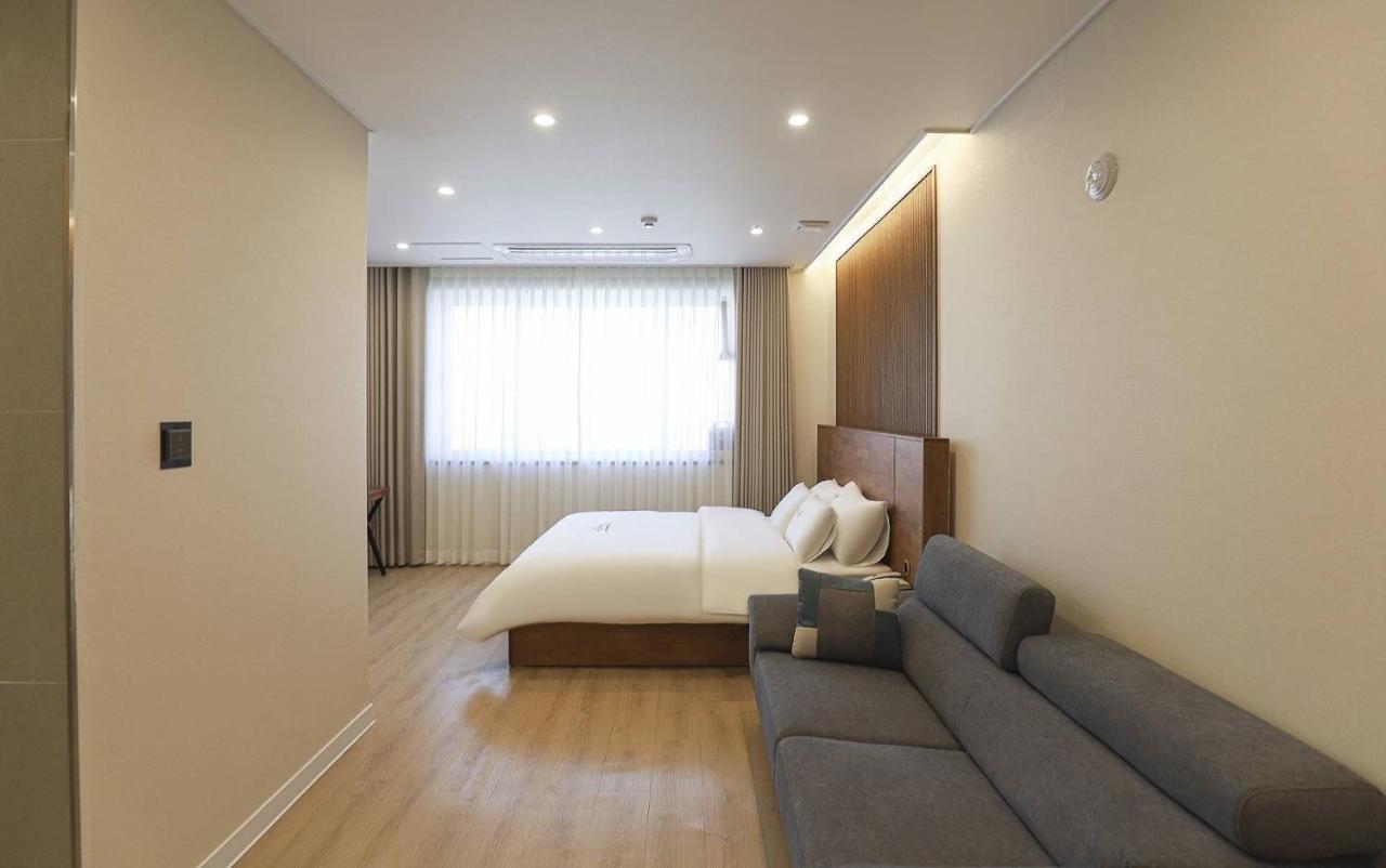 Hotel Grand Bay Boryeong Bagian luar foto
